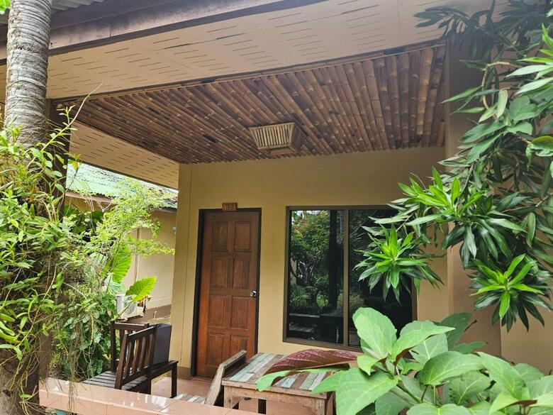 Hotel Lanta Riviera Resort
