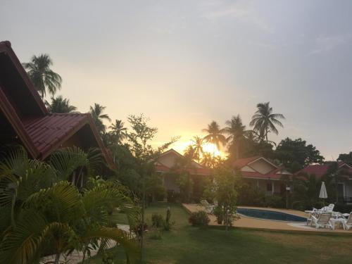 Hotel Hana Lanta Resort