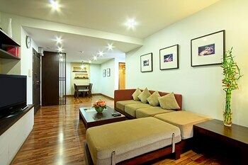 Aparthotel The Grand Napat