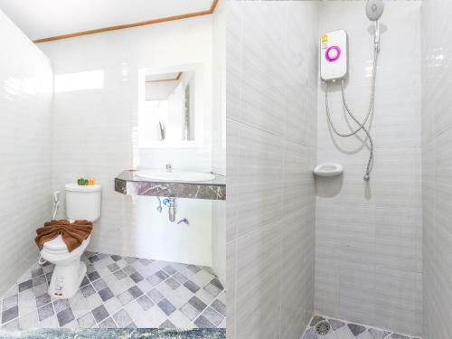 Hotel Lanta Coral Beach Resort