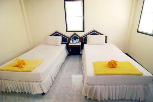 Hotel Lanta Coral Beach Resort