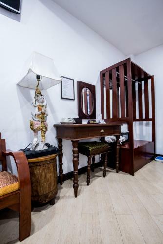 Bed & Breakfast Chedi Home