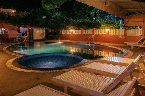 Hotel Takiab Beach Resort