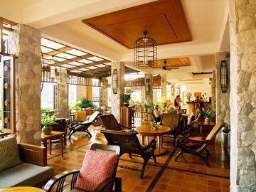 Woodlands Hotel And Resort