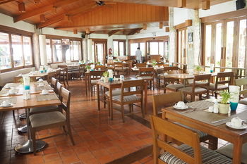 Woodlands Hotel And Resort