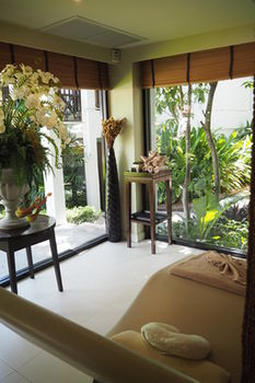 Woodlands Hotel And Resort
