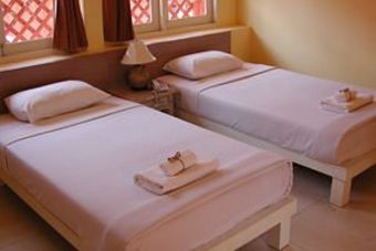 Hotel Baanrajdamnern Hua Hin