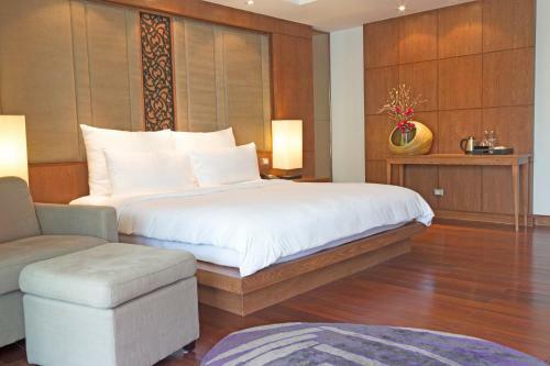 Hotel The Nchantra Pool Suite Phuket