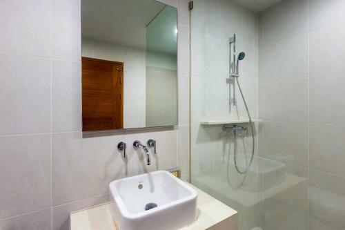 Apartamento Baan Sansuk Beachfront Condominium