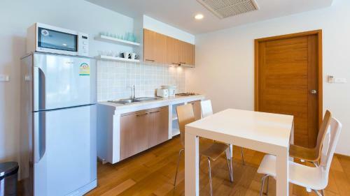 Apartamento Baan Sansuk Beachfront Condominium