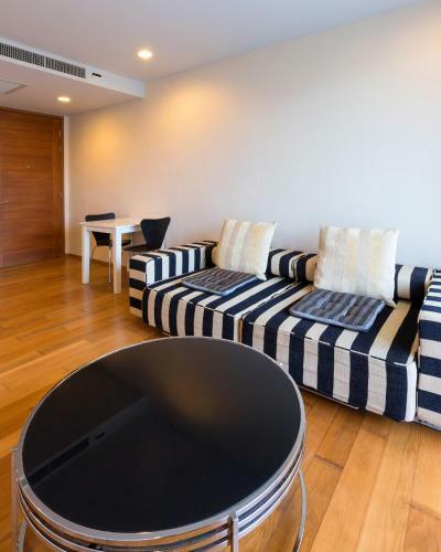 Apartamento Baan Sansuk Beachfront Condominium