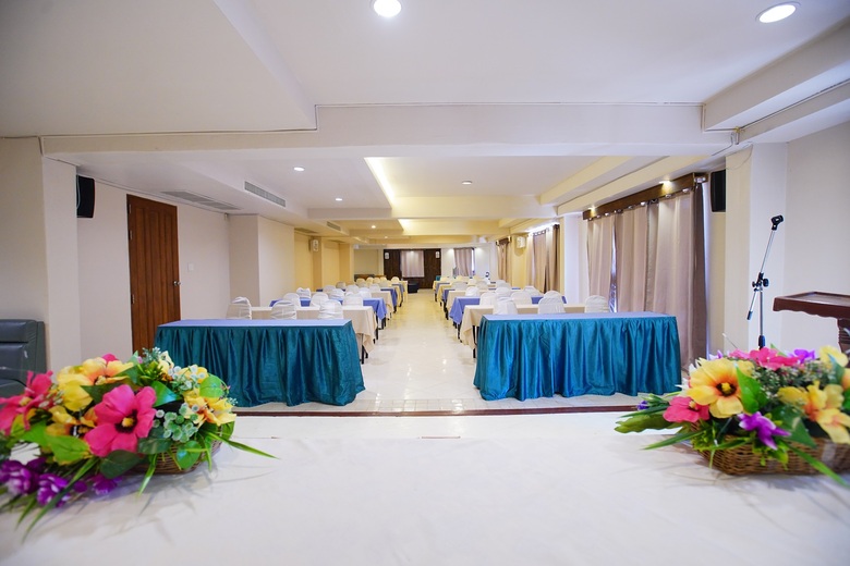 Hotel Tanaosri Resort & Spa