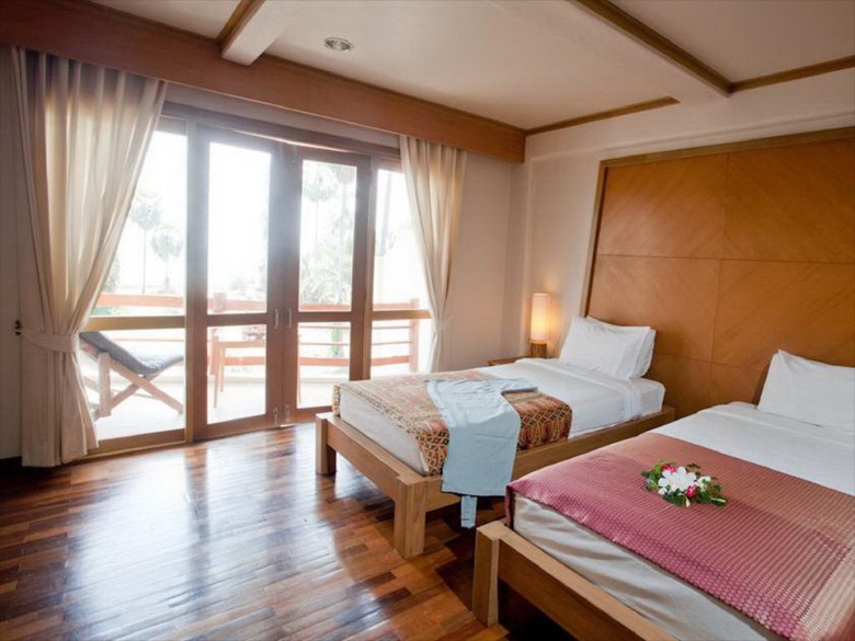 Hotel Tanaosri Resort & Spa