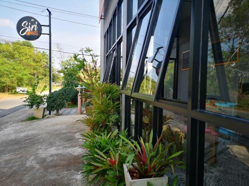Hostal Siri Guesthouse @ Surat Thani