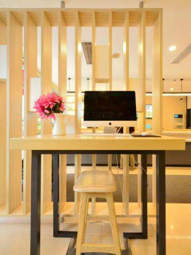 Hotel Hanting Express Shanghai Maoming Road