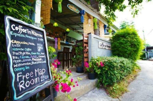 Hostal Coffee In Narrow Guesthouse