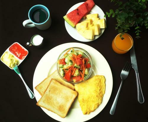 Hostal Thana Hotel & Guest House