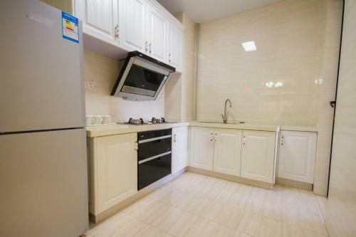 Longhigh Resort Apartment - Phase 3 Branch