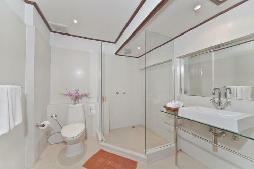 Bangrak Beachfront Villa