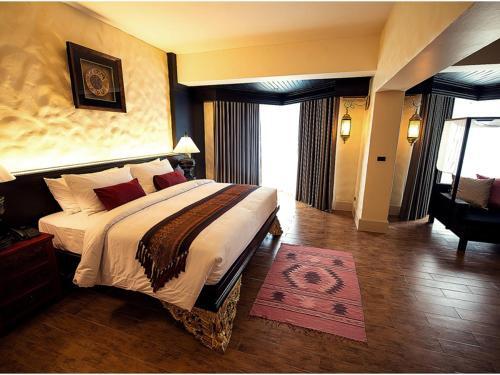 Albergue Pracharak Unique Collection By Napalai