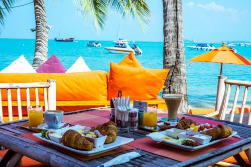 Hotel Secret Garden Beach Resort