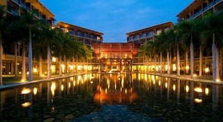 Hotel Yalong Bay Mangrove Tree Resort