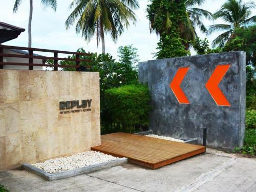 Replay Bangrak Beach Studio Apartment