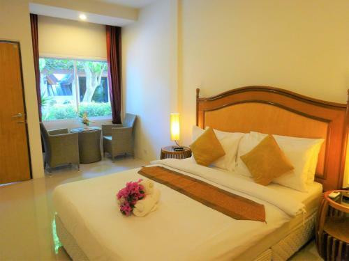Hotel Bangrak Pier Samui Resort