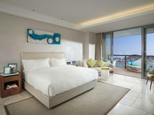 Hotel Phoenix Island Resort Sanya
