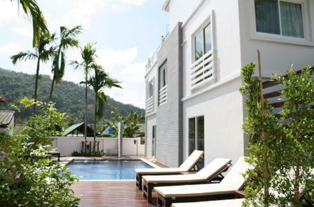 Hotel Pure & Pam Village
