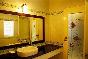 Hotel Ananda Villa