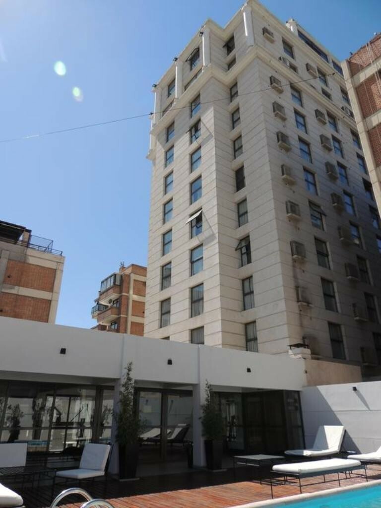 Aparthotel Premium Tower Suites Medonza