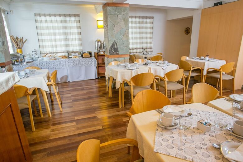 Hotel Ayres Del Nahuel