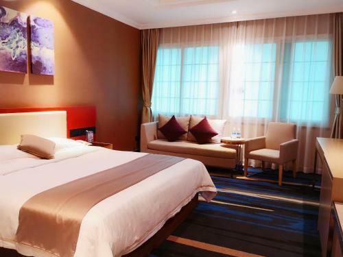 Shenzhen Kaili Hotel, Guomao Shopping Mall