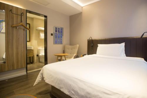 Hotel Hanting Express Shanghai Plaza 66