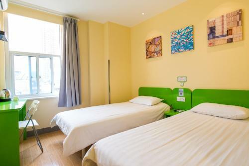 Hotel Hi Inn Liangpin Shanghai Linping Road