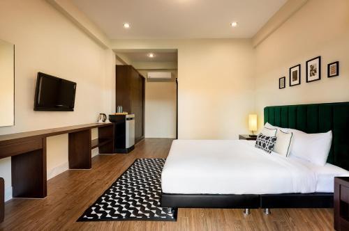 Buasri Phuket Hotel