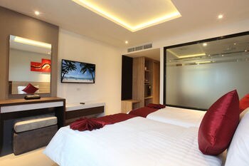 Hotel Paripas Patong Resort