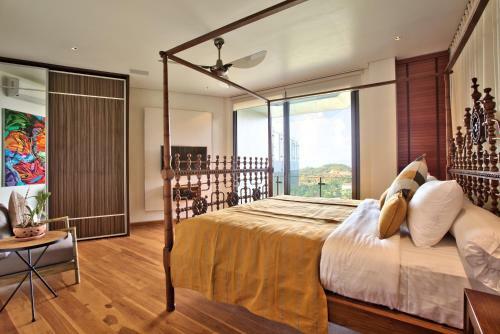 Villa Skyfall