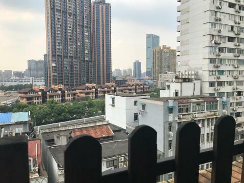 Shanghai Blue Mountain Bund Youth Hostel