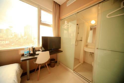 Shanghai Blue Mountain Bund Youth Hostel