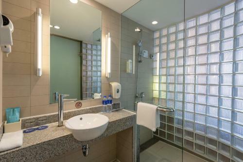 Hotel Holiday Inn Express Shanghai Wujiaochang