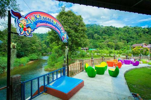 Hotel Khaosok Rainforest Resort