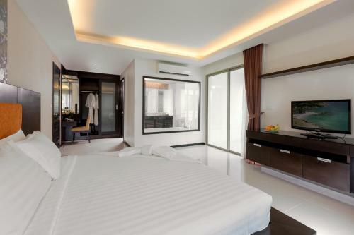 Aparthotel The Regent Kamala Phuket Hotel