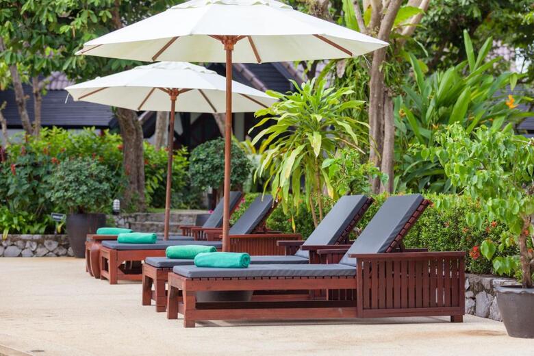 Hotel Kamala Beach Estate
