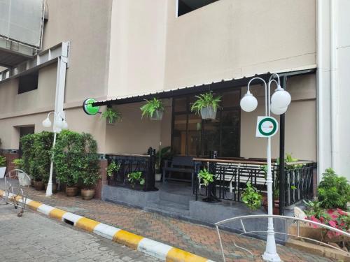 The Royal City Hotel