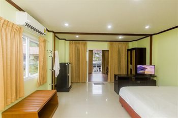 Hostal Kamala Beach Residence