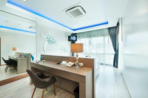 Ratana Apart Hotel ,kamala