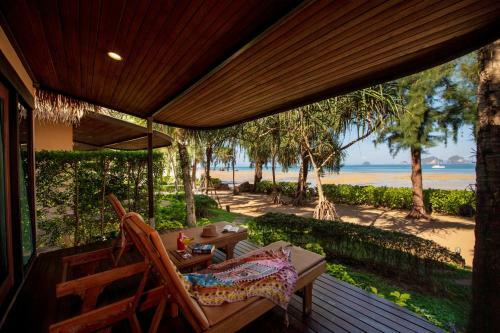 Hotel Tup Kaek Sunset Beach Resort-sha Plus