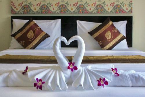 Hotel Naya Paradise Retreat